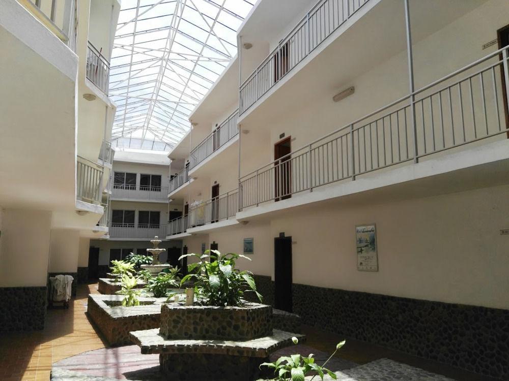 Oyo Hotel Casa Blanca Martínez de La Torre Exterior photo